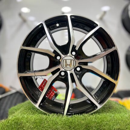 Honda After Market Size 15 Inches - Classy Gloss black