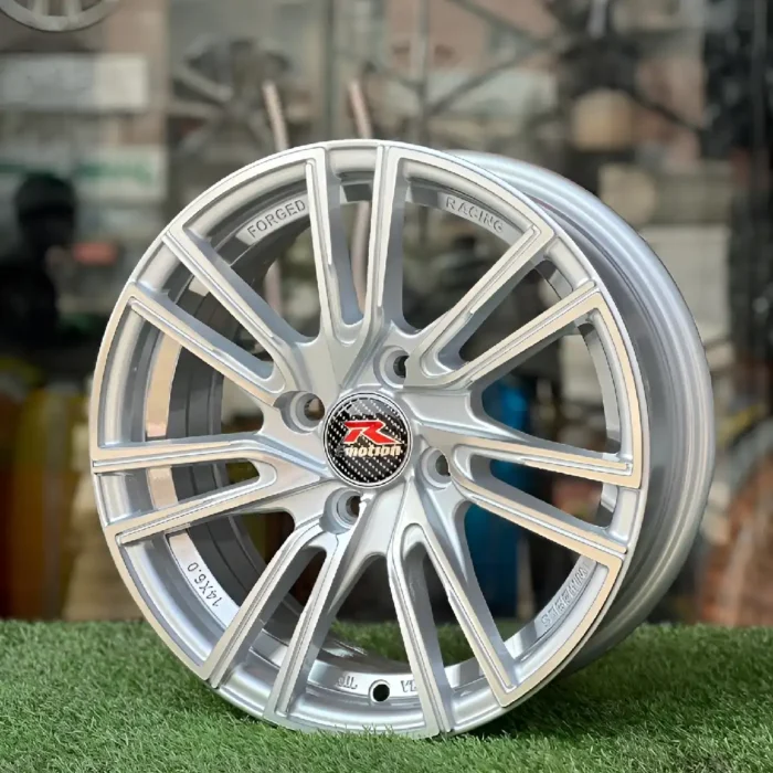 13 Inch Aftermarket Glossy Silver Mesh Alloy Rim in Pakistan