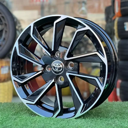 15 Inch Aftermarket Gloss Black Strike Alloy Rim